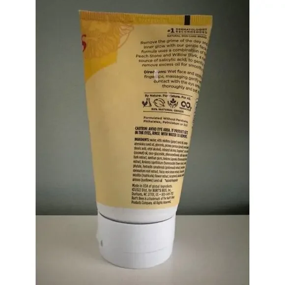 Burt's Bees Deep Cleansing Pore Scrub Peach & Willow Bark 4 oz- New - Picture 2 of 4